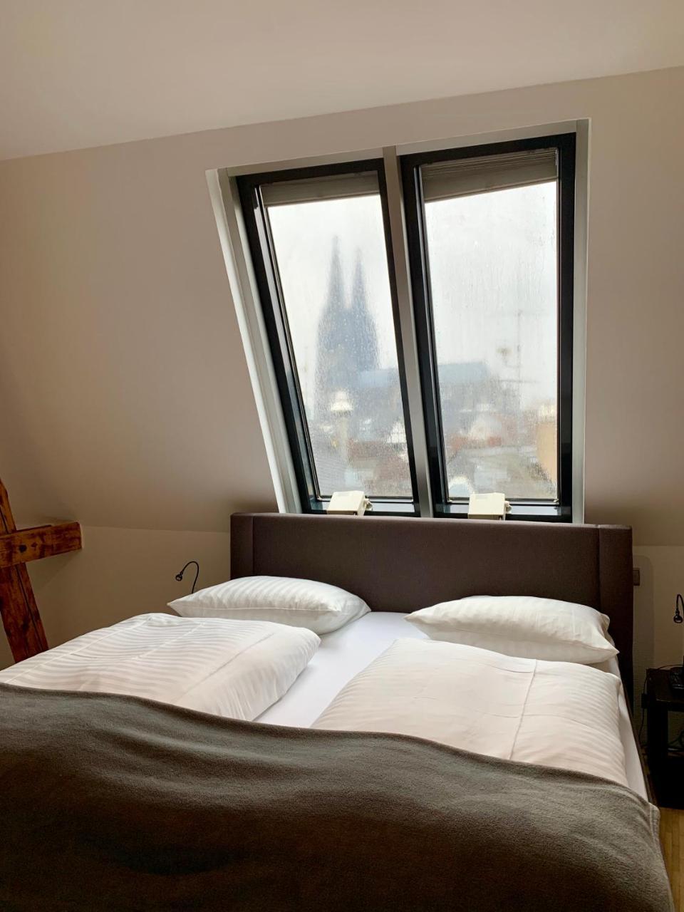 Altstadthotel Hayk Am Rhein Hotel Colónia