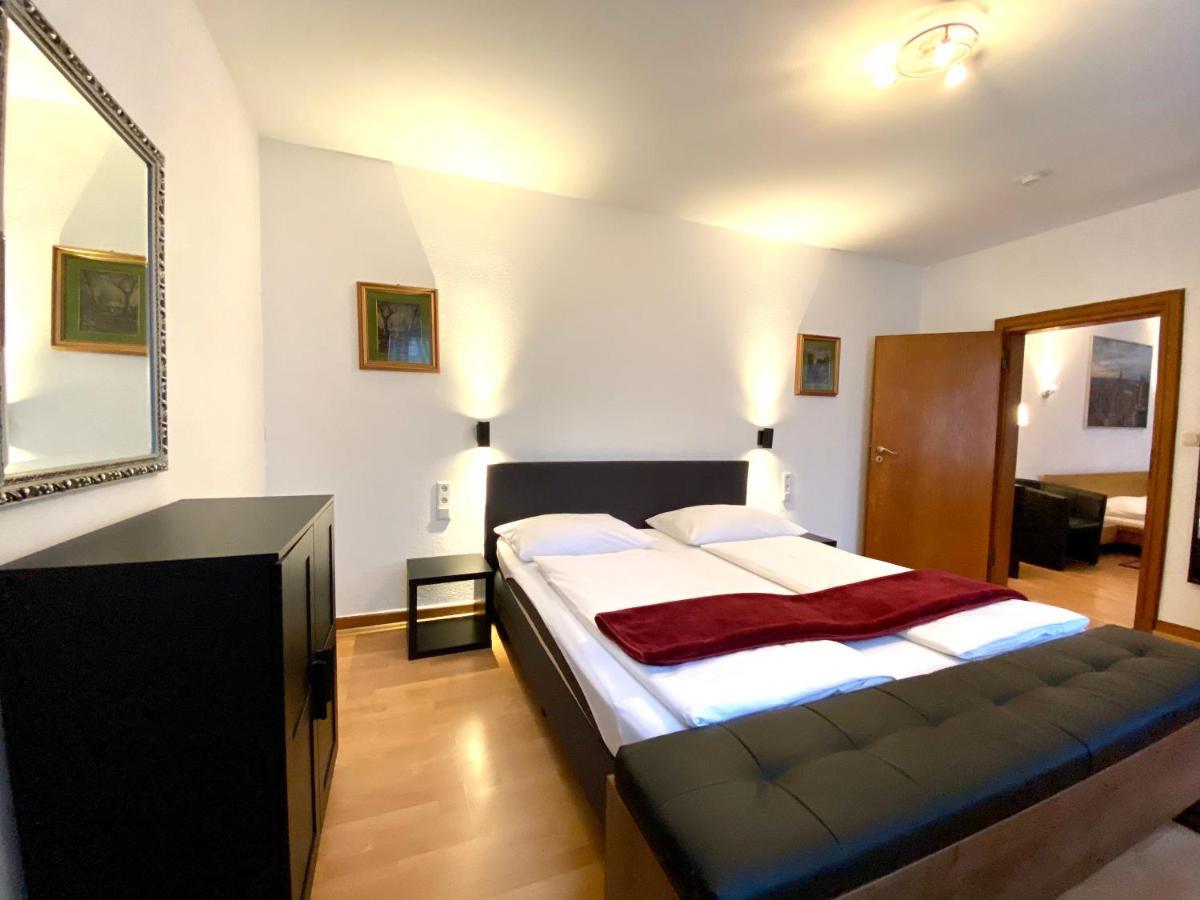 Altstadthotel Hayk Am Rhein Colónia